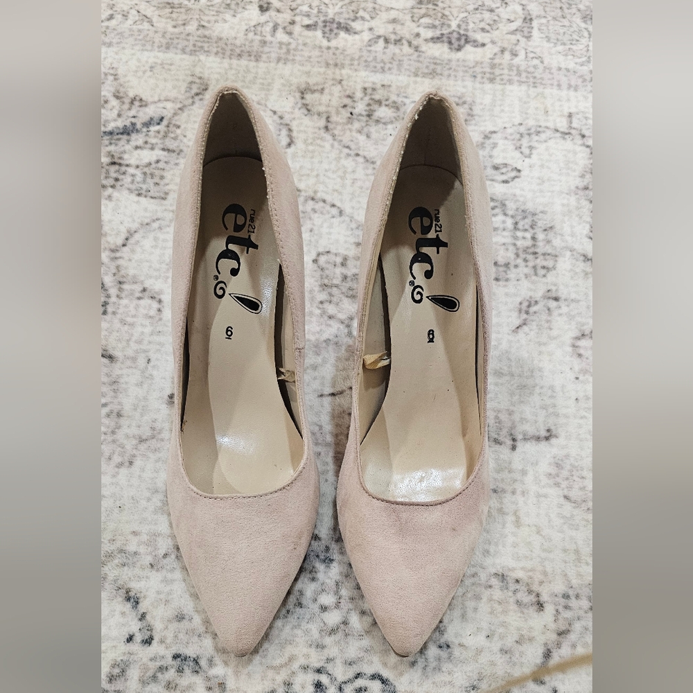 TC Women's Elegant Beige Heels